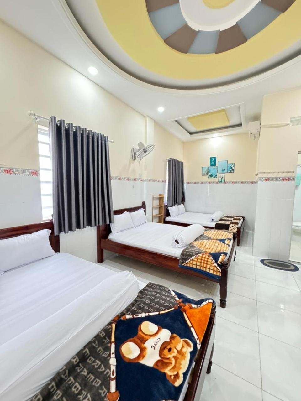Nha Nghi Thanh Xuan- Co Cho Thue Xe May Va Xuat Hoa Don Ap Dong An Exterior photo
