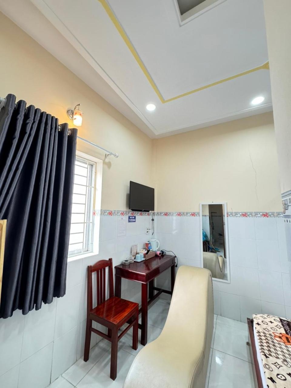 Nha Nghi Thanh Xuan- Co Cho Thue Xe May Va Xuat Hoa Don Ap Dong An Exterior photo